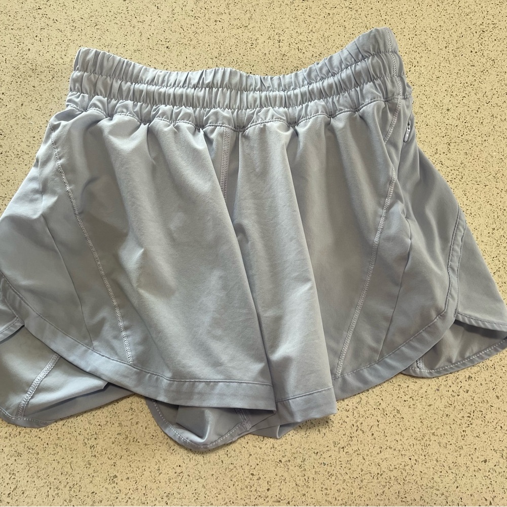 Lululemon Women's light blue track that Shorts 6
